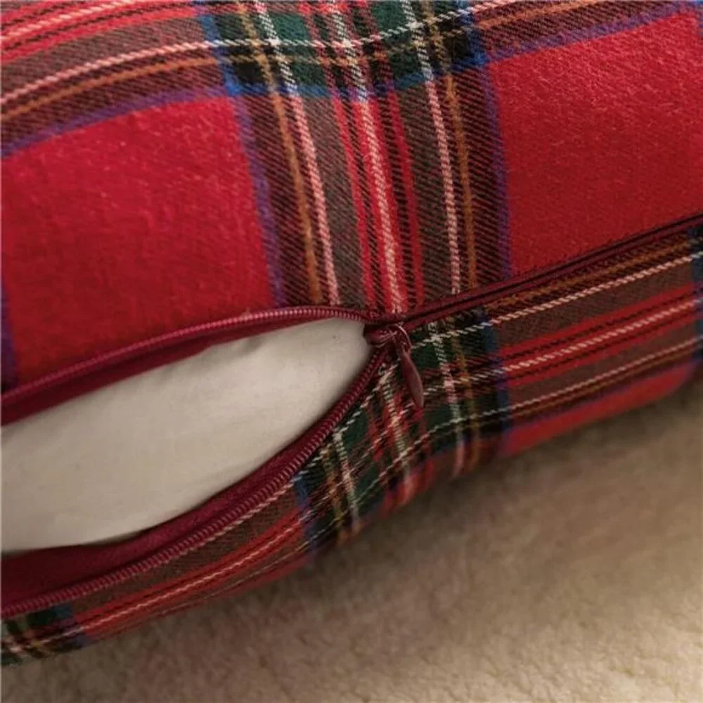 Pack of 2 Christmas Plaid Decorative Throw Pillow Covers Scottish 18x 18